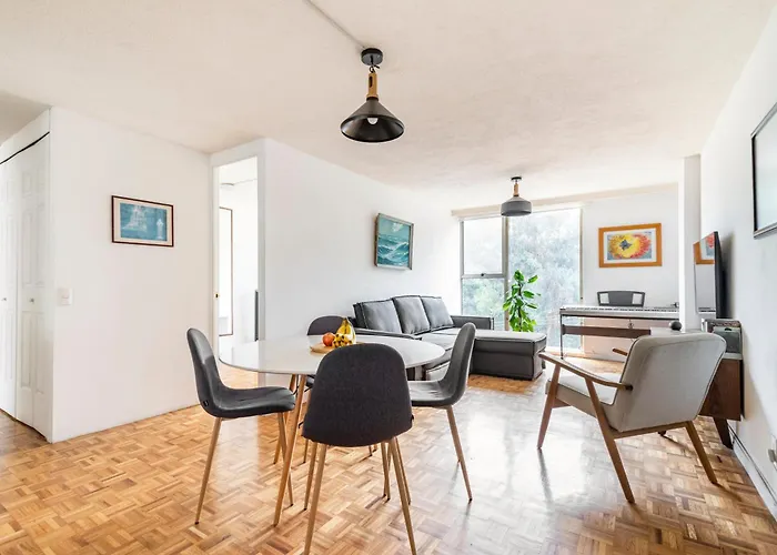 Apartamento P403 - 3br - 1bth *